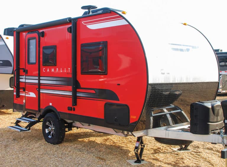 9 UltraCute Small Camping Trailers with Bathrooms in 2022