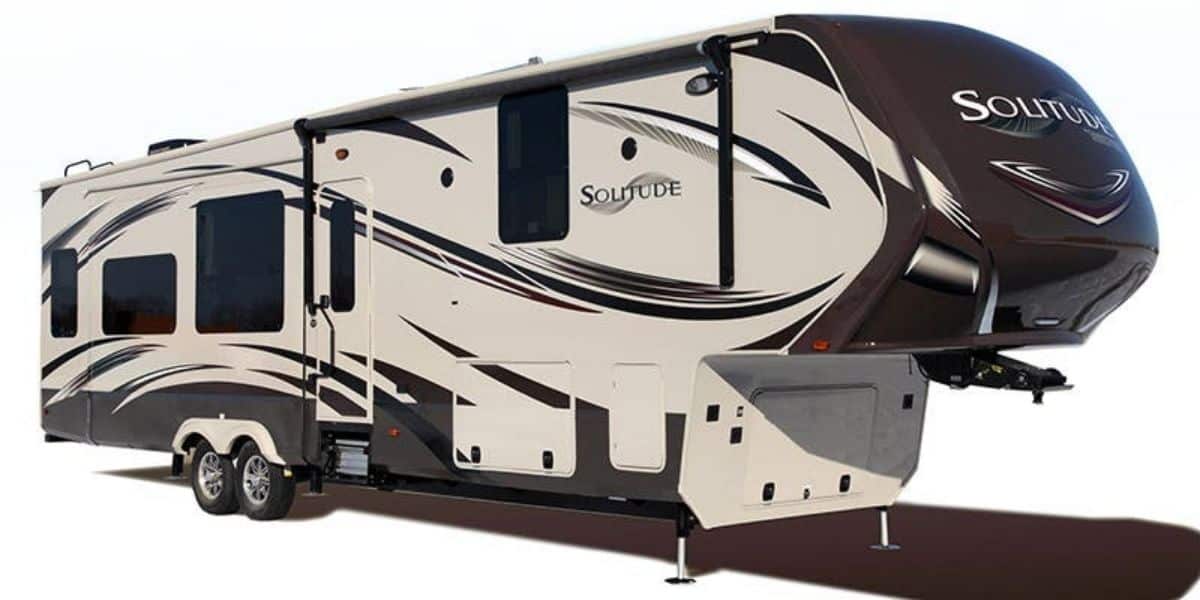 The Best 8 RVs That Sleep 8 People (Take Your Family On The Road ...