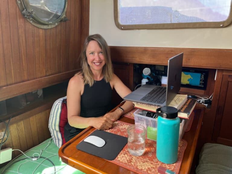 40+ Ways to Make Money While Living on a Sailboat